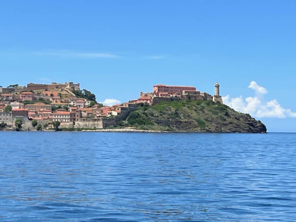 Port of Portoferraio - casa toscana